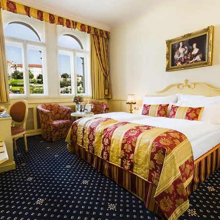 Luxury Family Hotel Royal Palace-2